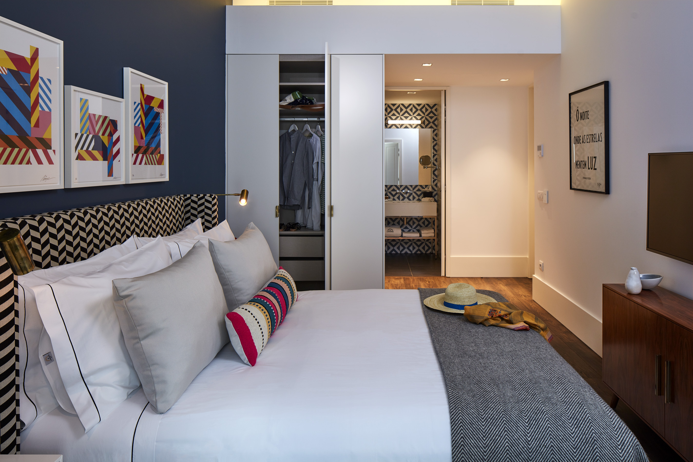 2 Bedrooms, Apartment