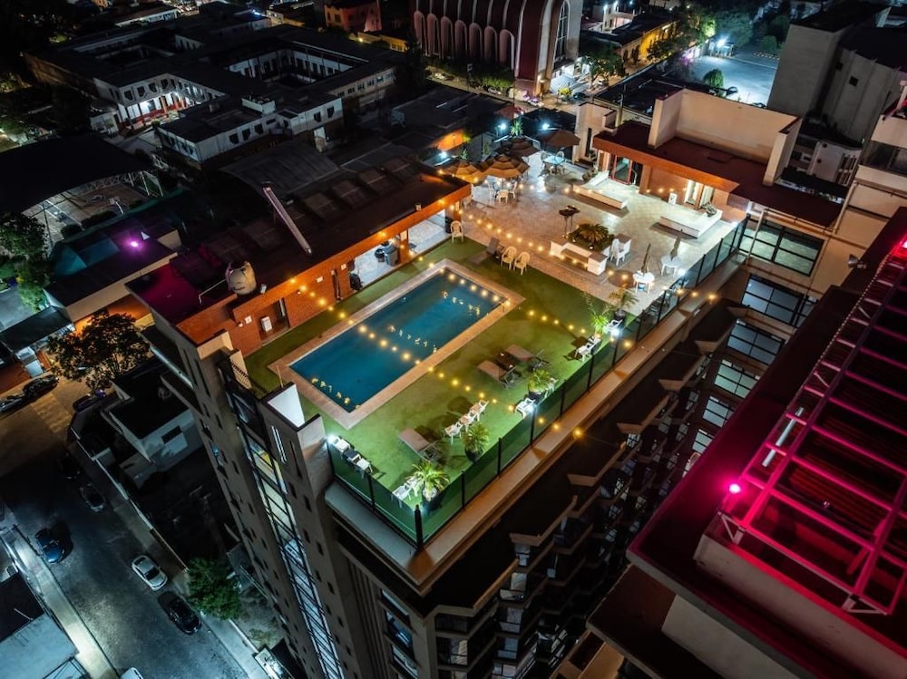 Hotel Real Plaza 4/69