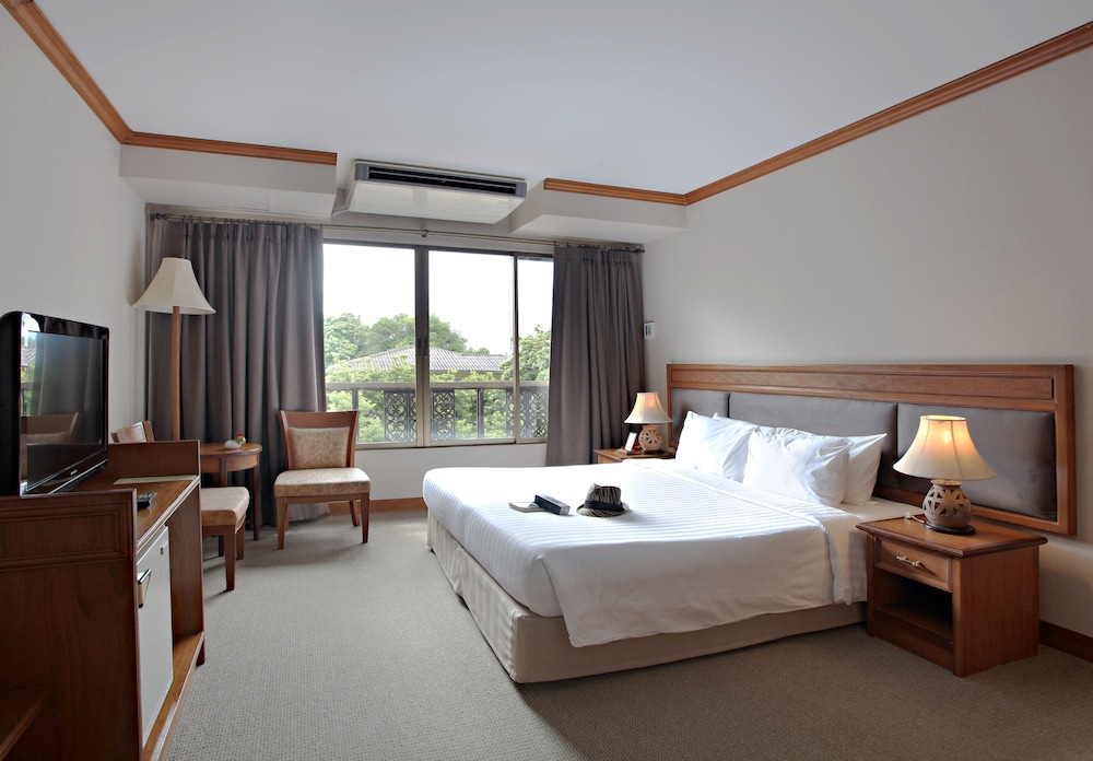 Tohsang Heritage Ubon Ratchathani Hotel 15/71