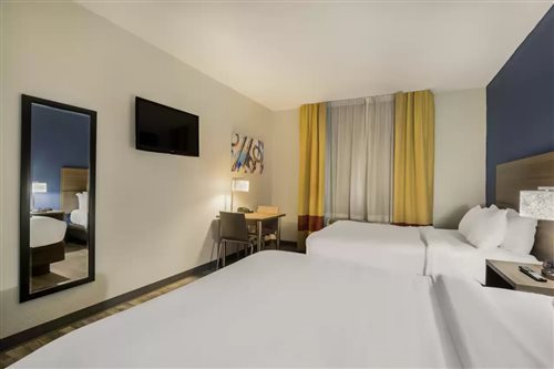 Suite, 2 Queen Beds