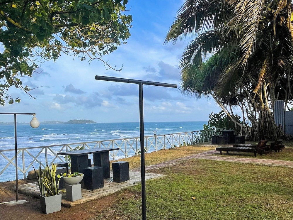 Dinsara Pearl Villa 37/50