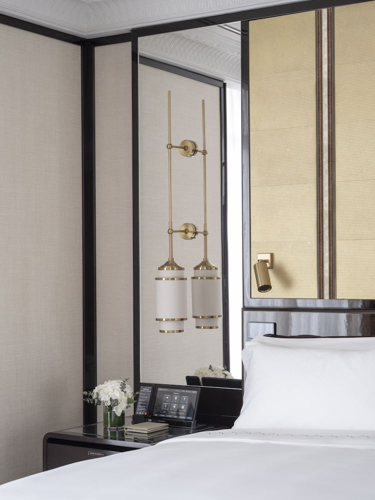 Grand, Bosphorus, Deluxe, 2 Double Beds، The Peninsula Istanbul 7/8