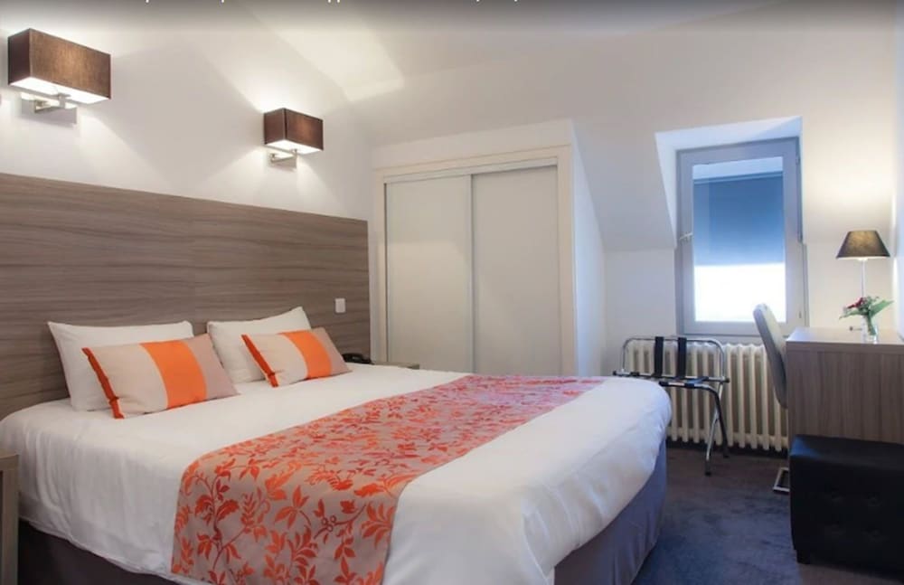 COMFORT, DOUBLE BED