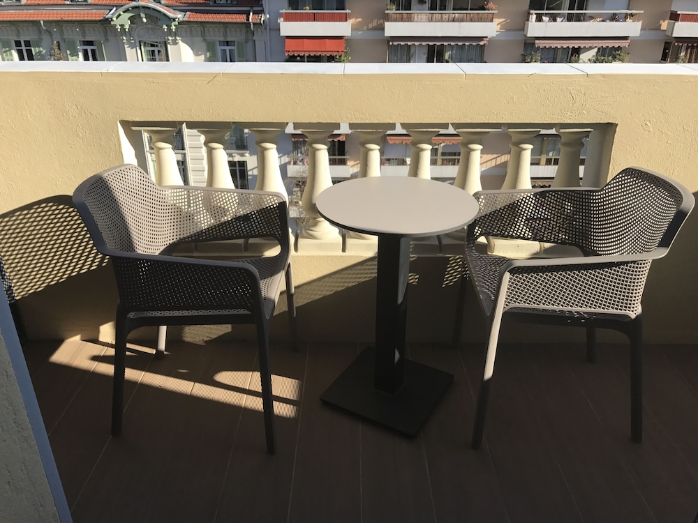 Hotel & Appartements Monsigny Nice 51/69