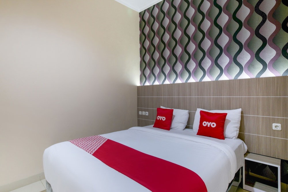 OYO 2320 Hotel Charvita 11/21