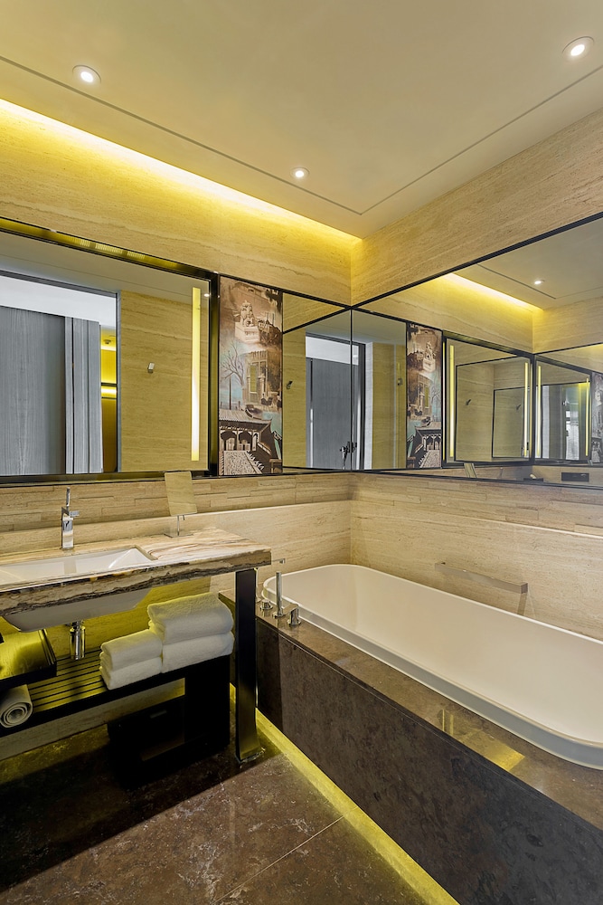 Grand Hyatt Shenyang 40/40