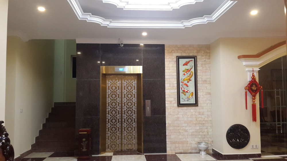Golden Star Inn 6/40
