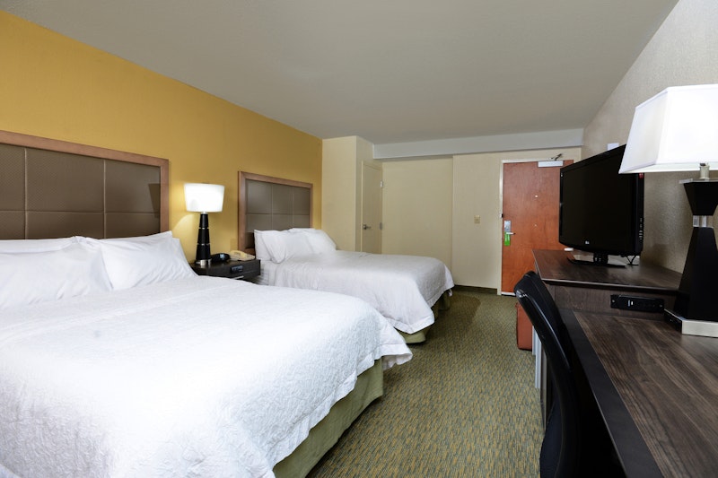 Hampton Inn Raleightown of Wake Forest 16/57
