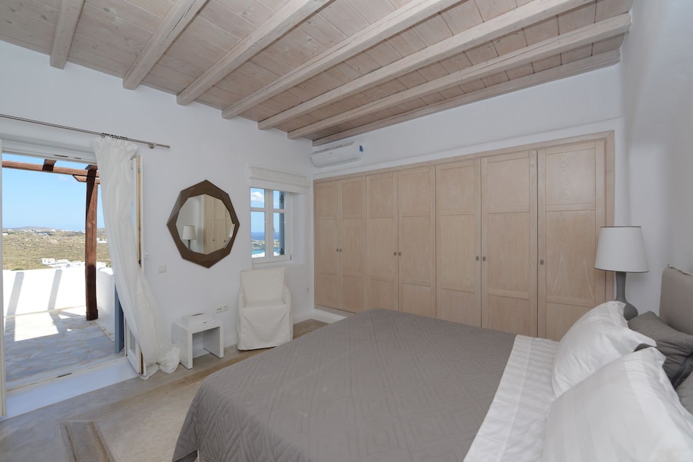 Villa Ammonite 3/21
