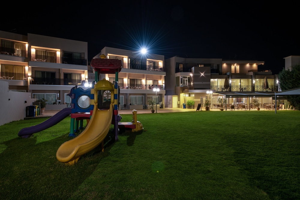 Atrion Resort Hotel 37/45