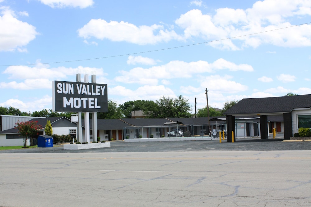 Sun Valley Motel 29/45