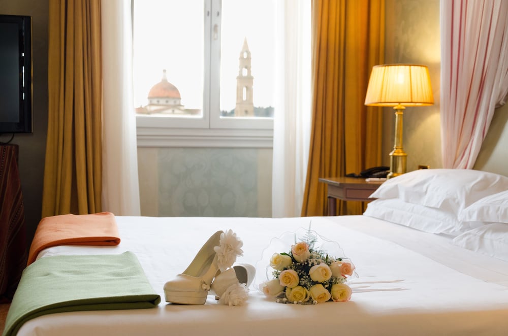 ROMANTIC, JUNIOR SUITE