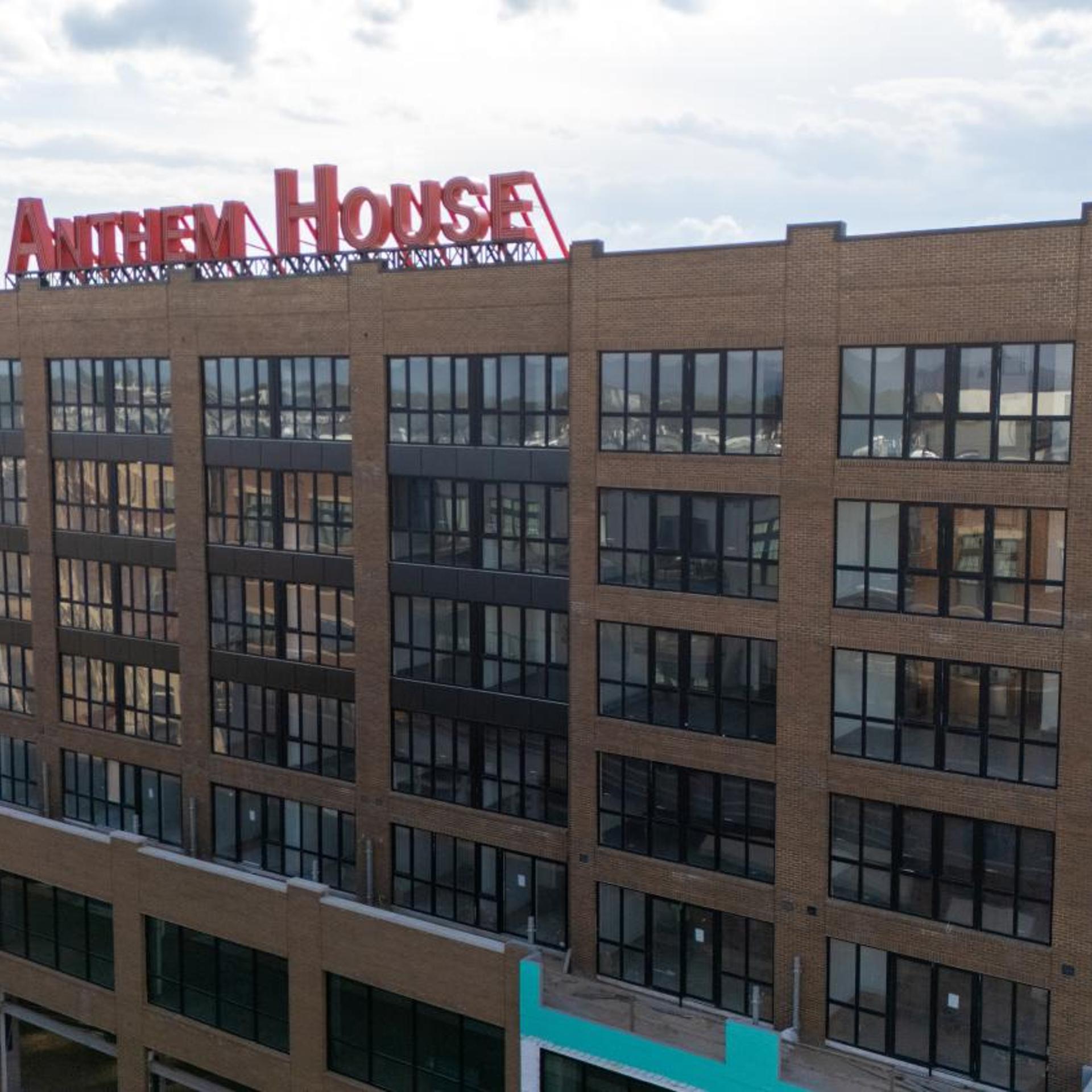 Anthem House Huntsville MidCity, powered by Placemakr 2/50