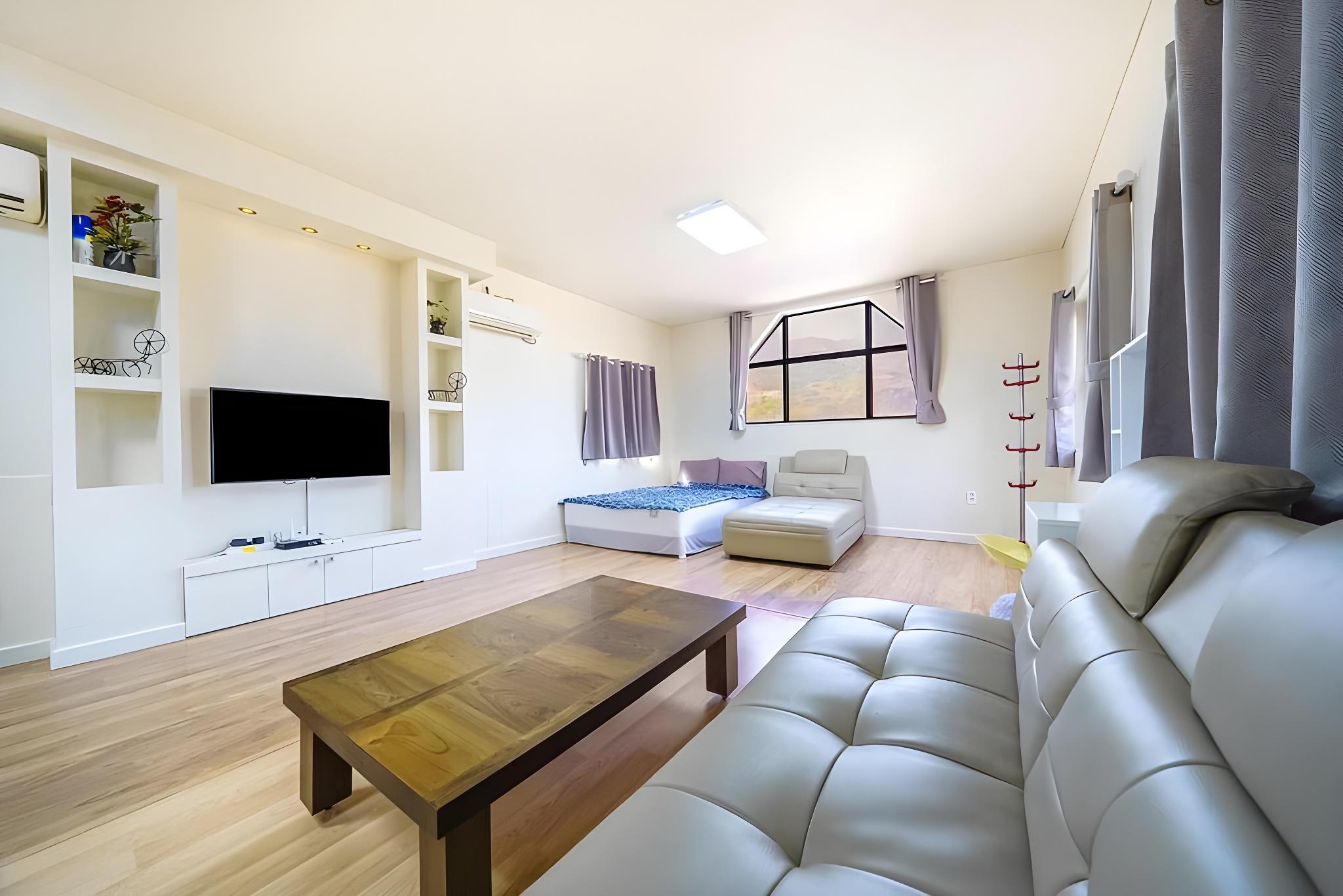 Ganghwa Hill Story Pension 15/27