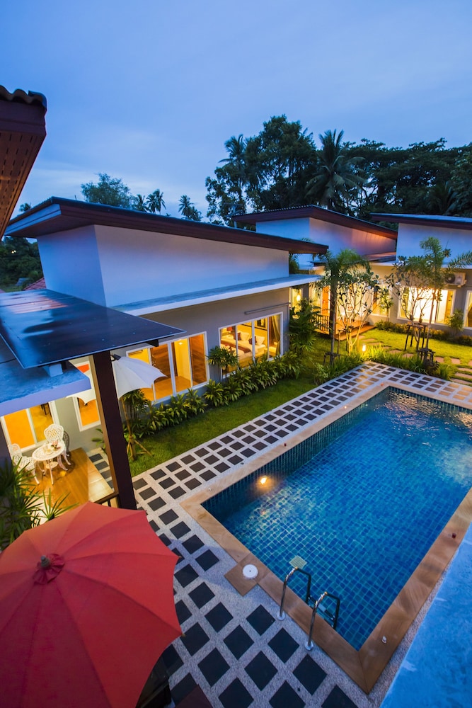 Irawan House 46/48