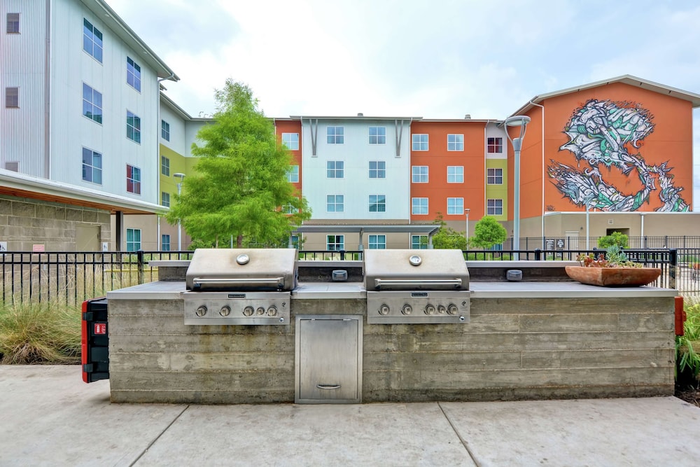 Homewood Suites By Hilton Techridge Parmer I 35 16/63