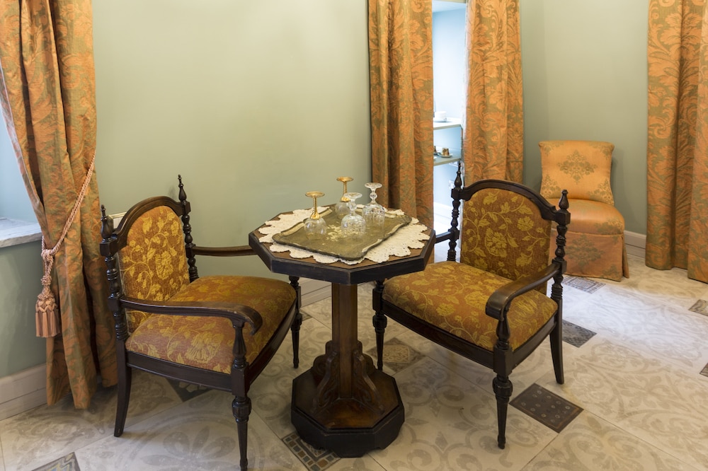 Navona Grand Suite 37/50
