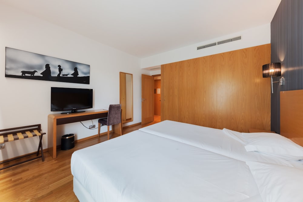 Suite, Double Bed