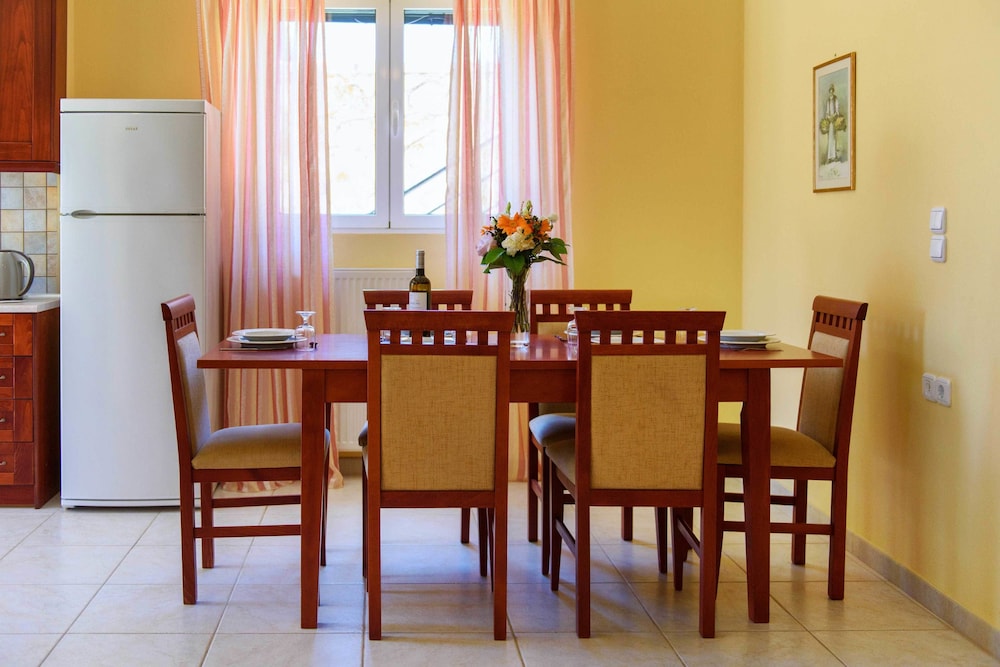 Villa Lemonia 40/50