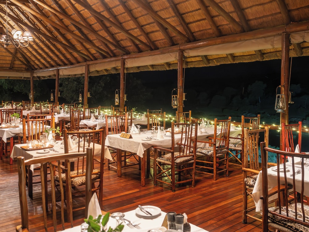 Nyati Safari Lodge 34/50