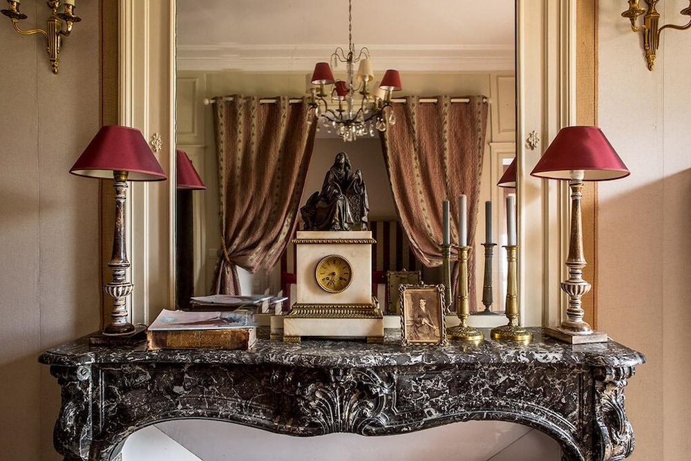 CHATEAU DE BRIOTTIERES 9/48