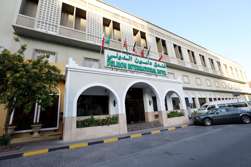 غرفة قياسية ثلاثية بسرير كينج