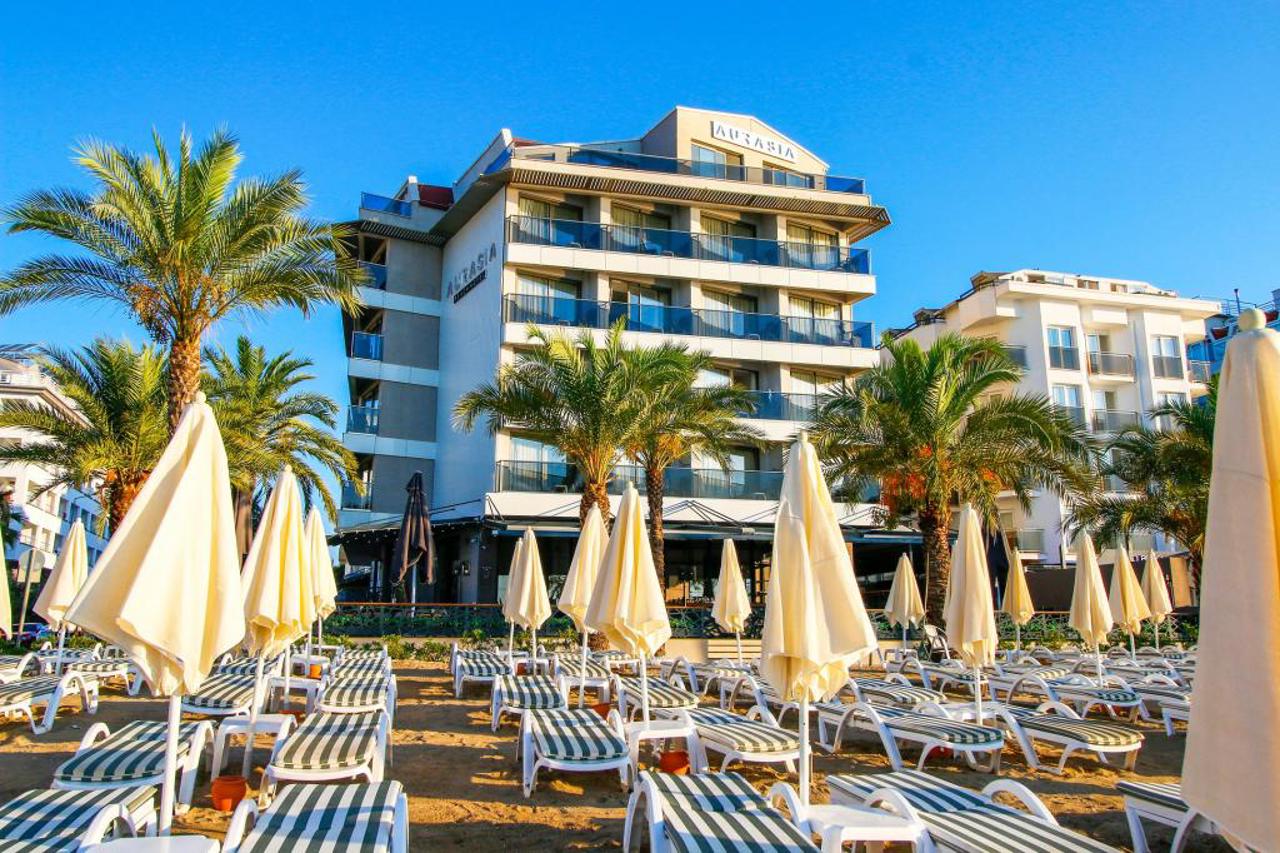 Aurasia Beach Hotel 61/69