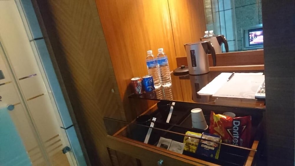 Burgary Hotel 13/50