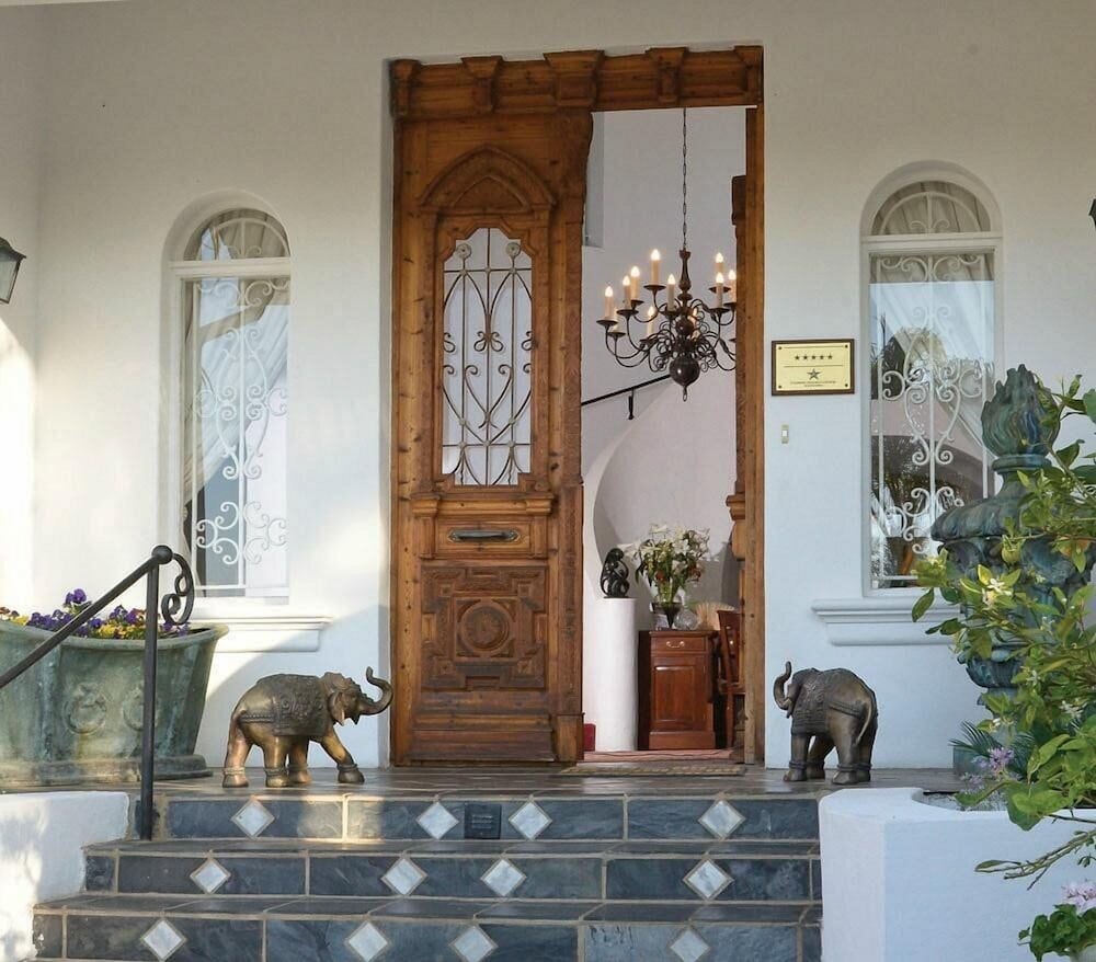 Waterkloof Mansion Boutique Hotel 2/26