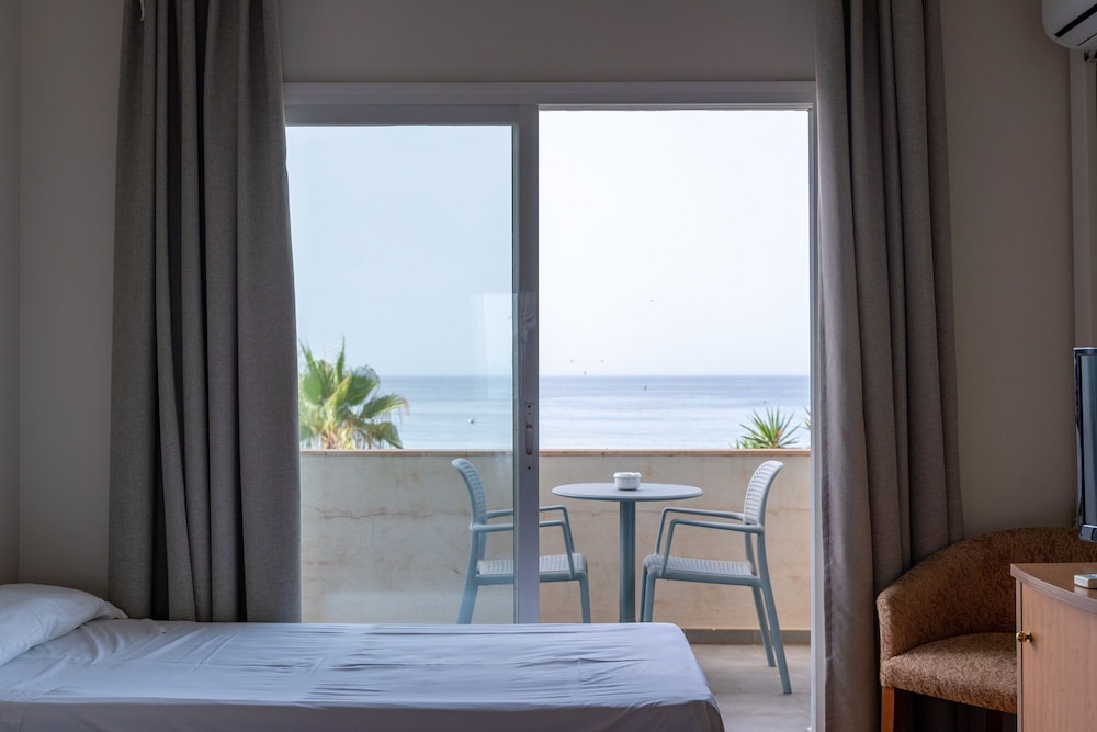 Hotel Santa Rosa 23/58