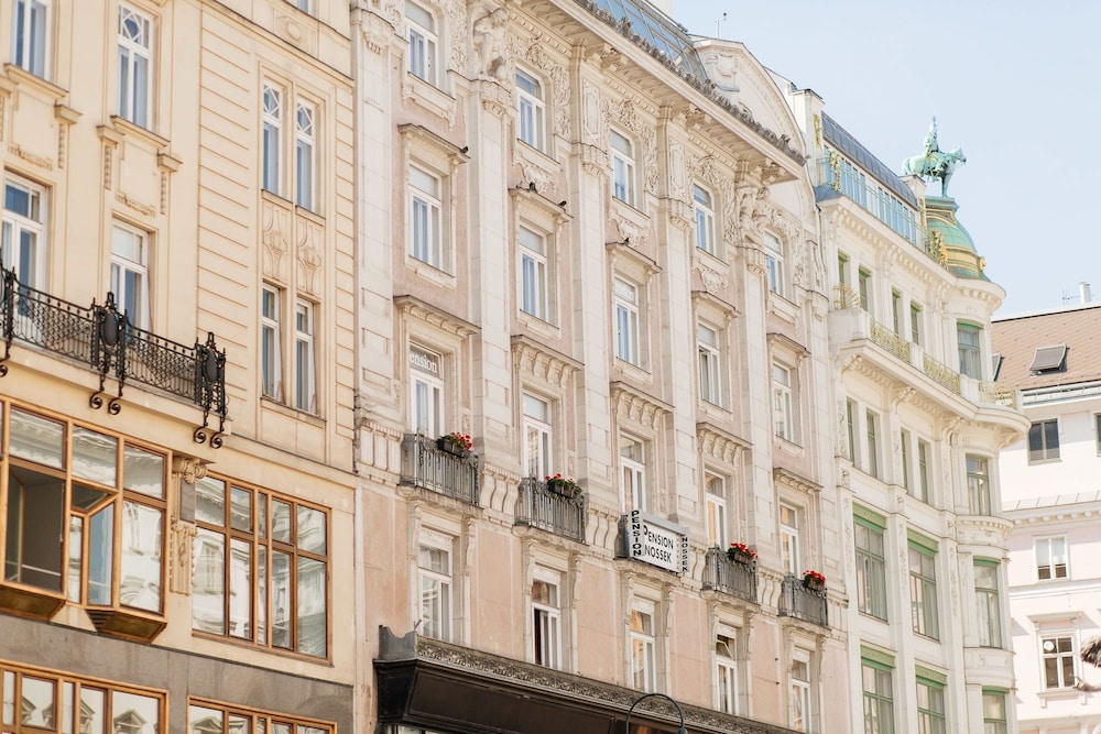 Boutique Hotel Nossek 43/50