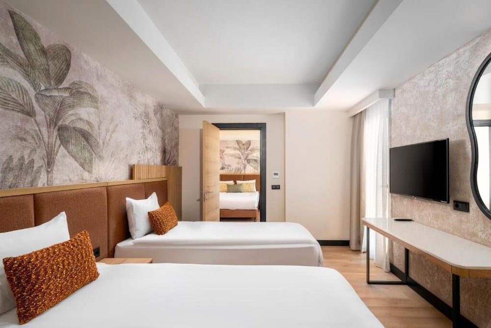 Vox Maris Resort 34/104
