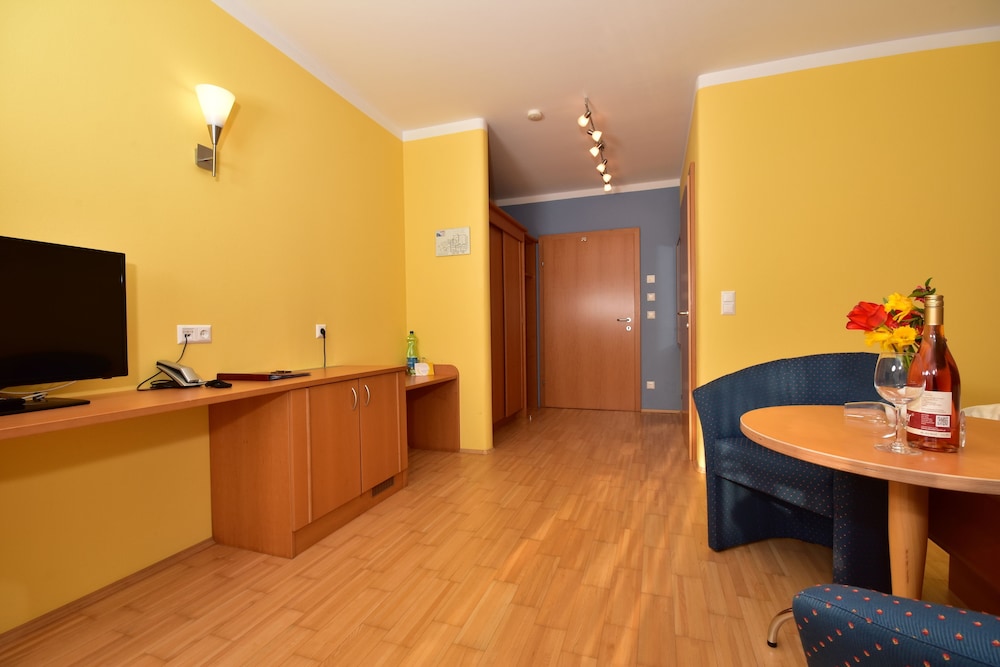 Golf & Therme Sonnepension 4/38