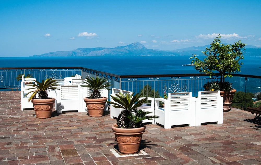 Hotel Martino 25/36