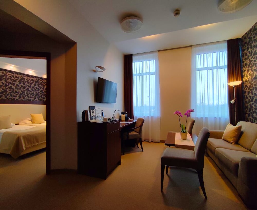 Hotel Zamek Centrum 34/50