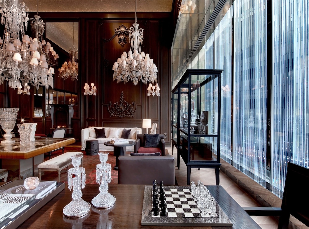 Baccarat Hotel And Residences New York 44/47