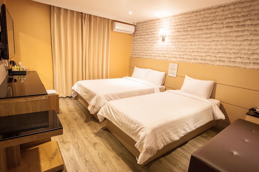 Jeonju Pungnam Family Hotel 16/50