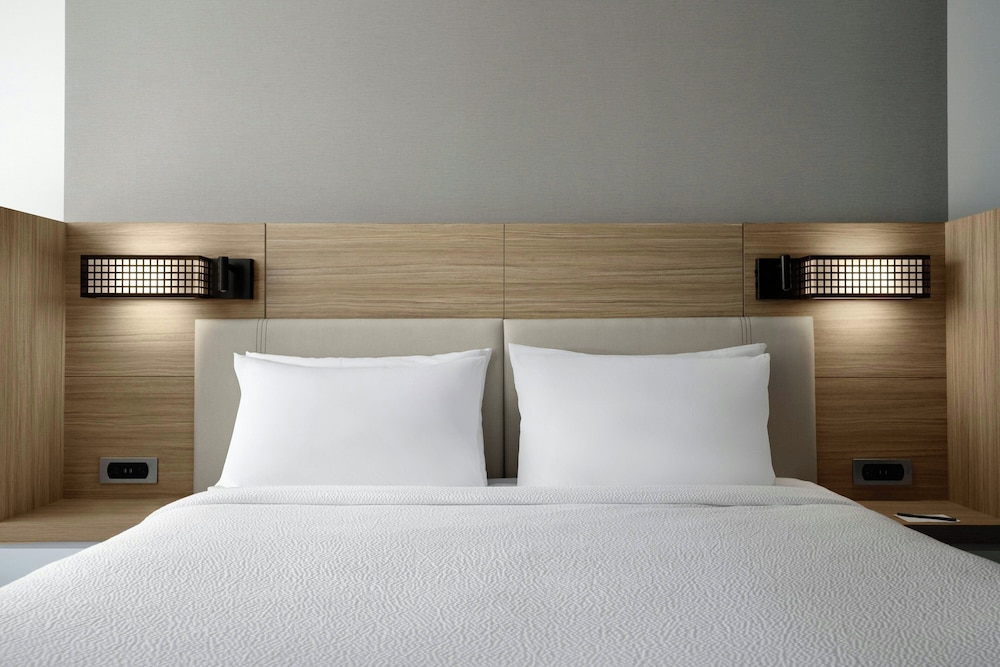 Springhill Suites By Marriott Troy Dayton 6/19