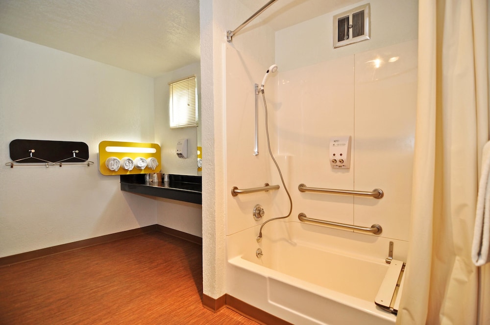 Motel6 Willows, CA 60/60