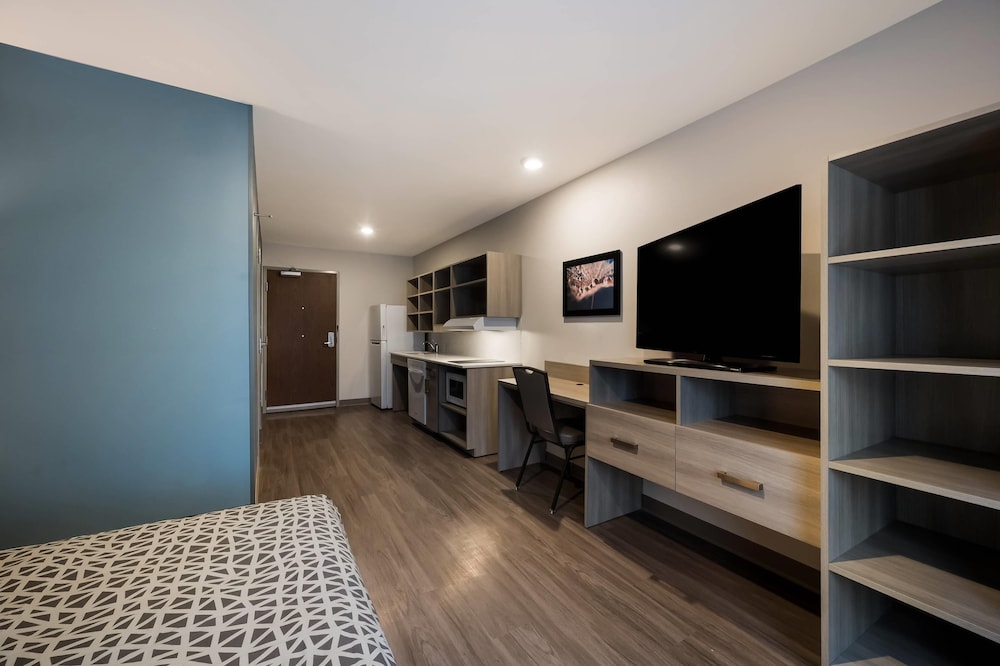 WoodSpring Suites Wixom - Novi 20/47