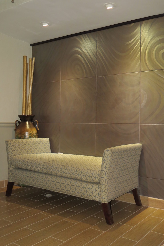 Best Western Plus Hollywood/Aventura 7/39