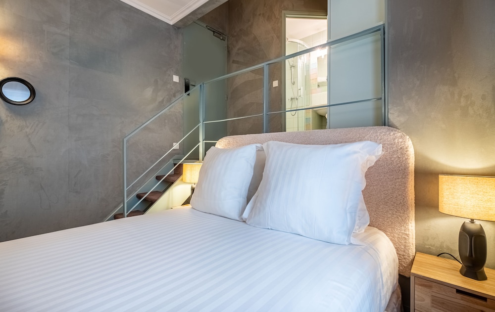 Makom Pereire Hotel 16/64