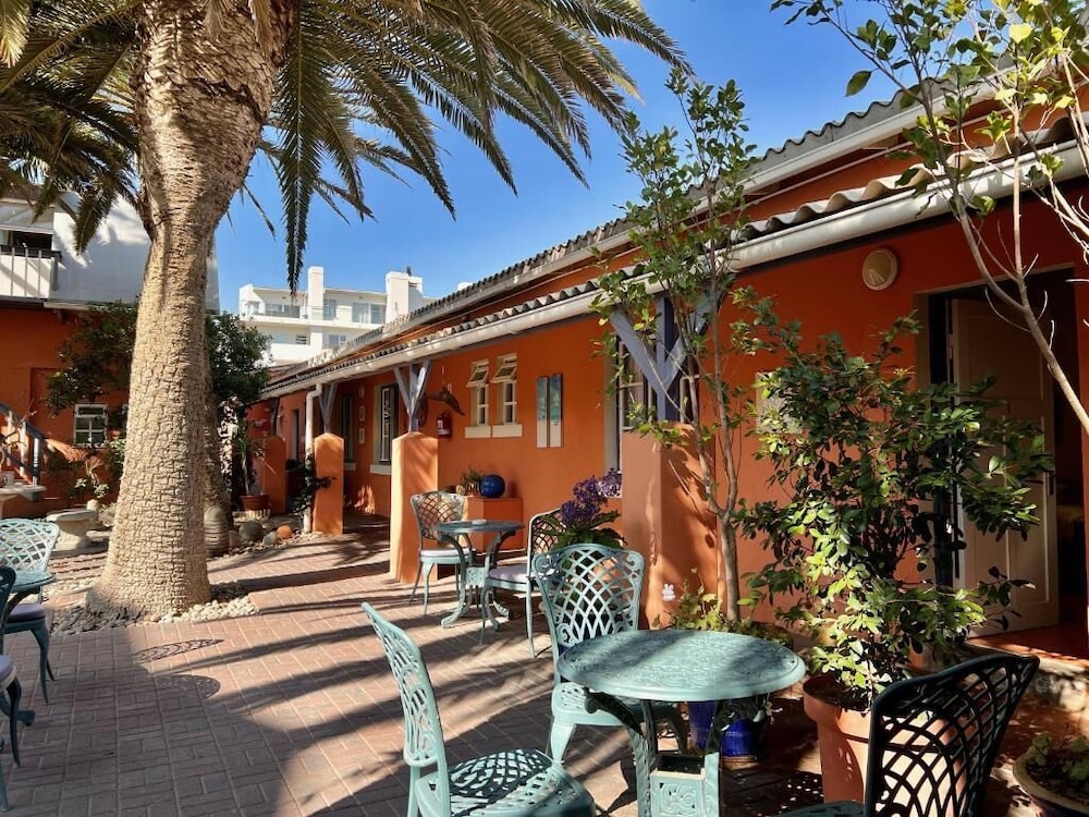 The Secret Garden Guesthouse 38/49