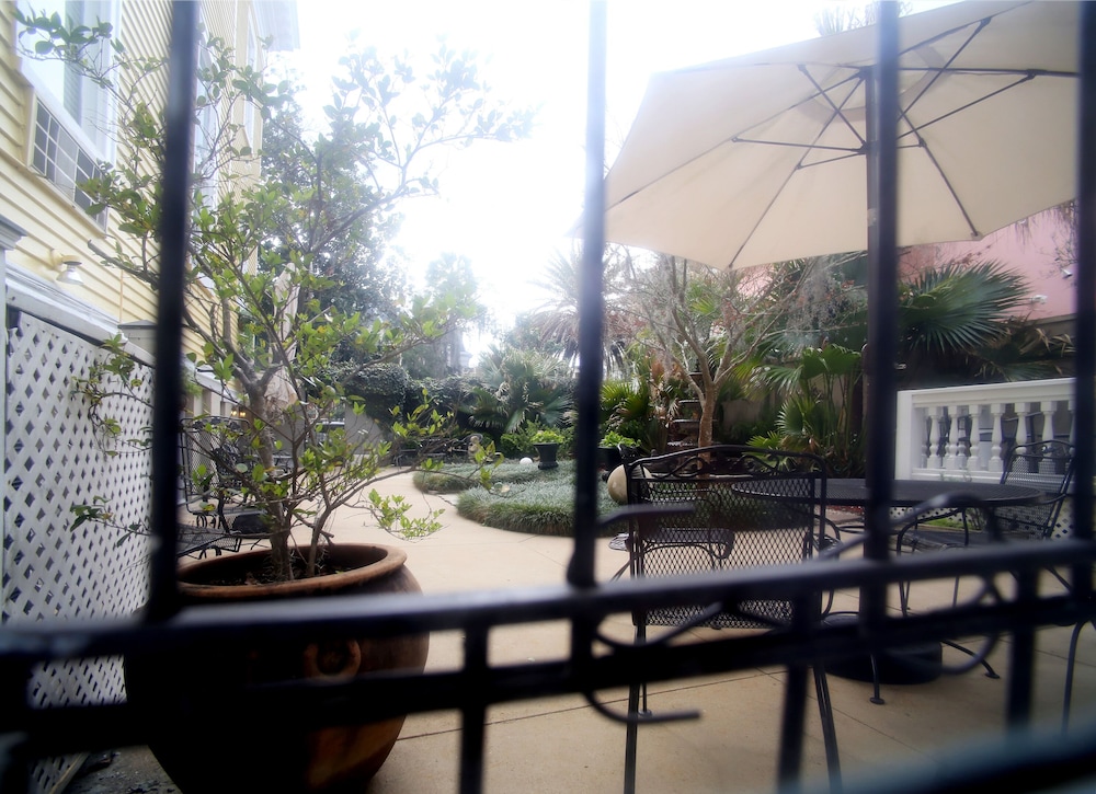 Forsyth Park Inn 34/50
