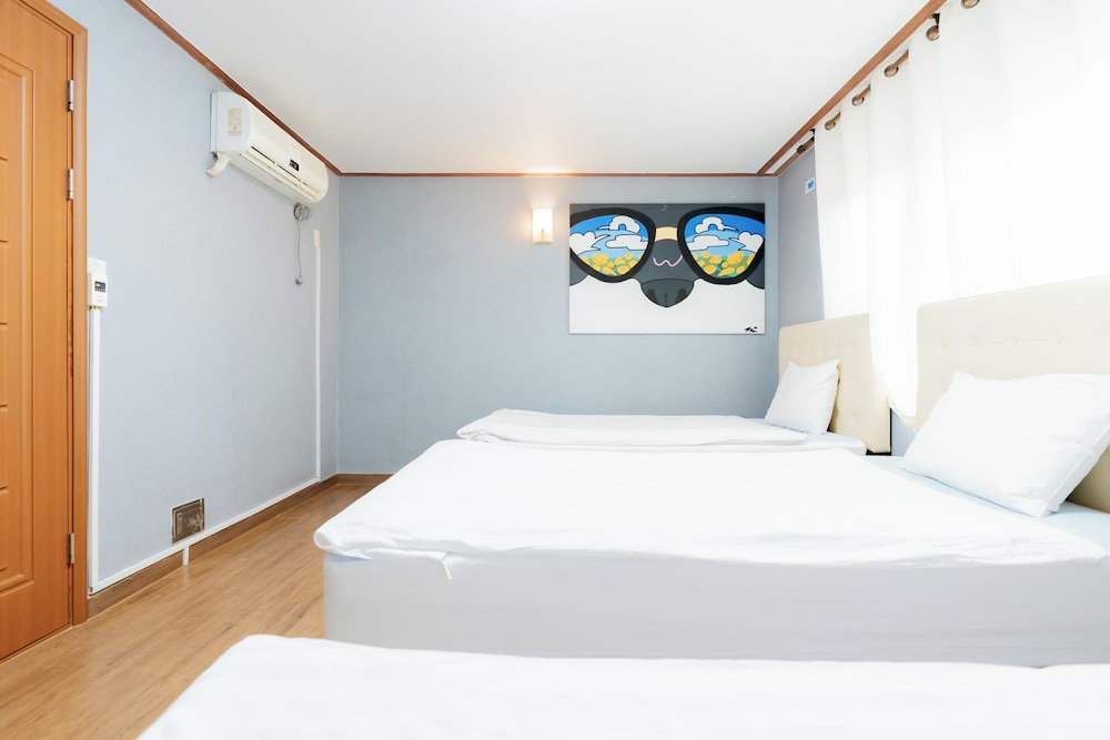 EQ Stay Hotel 13/50