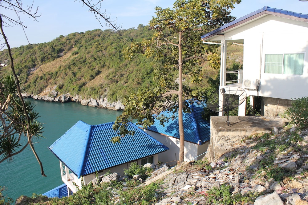 Koh Sichang Unseen 10/40