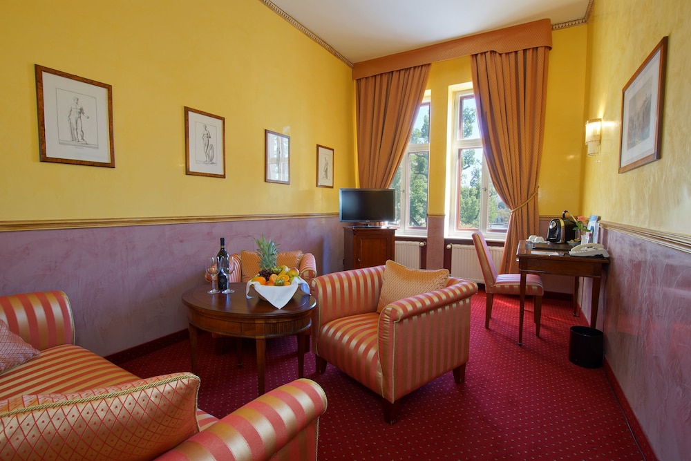 Hotel Am Luisenplatz 36/71
