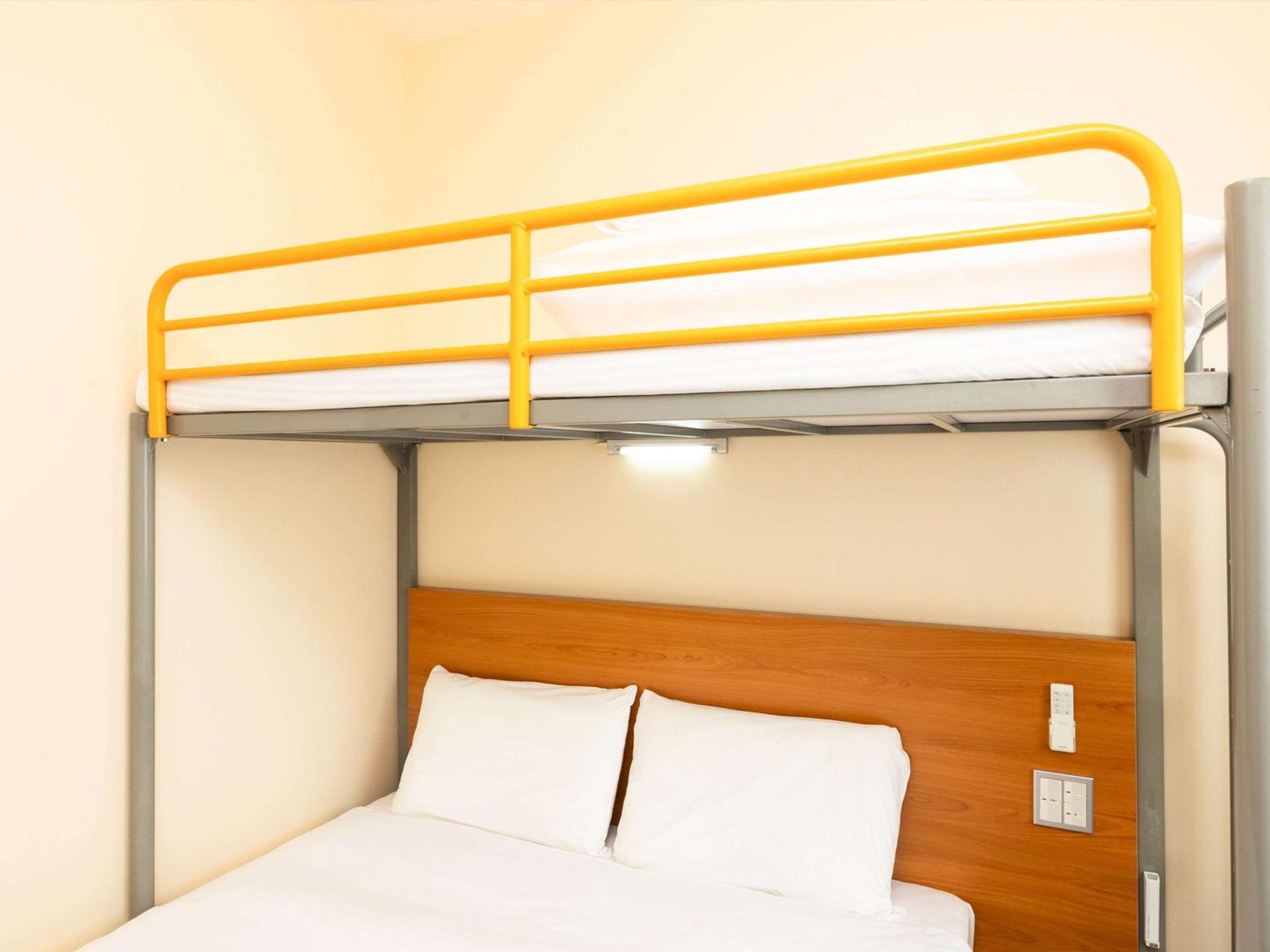 Room, 1 Double and 1 Single Bed, Loft Bed 3/5