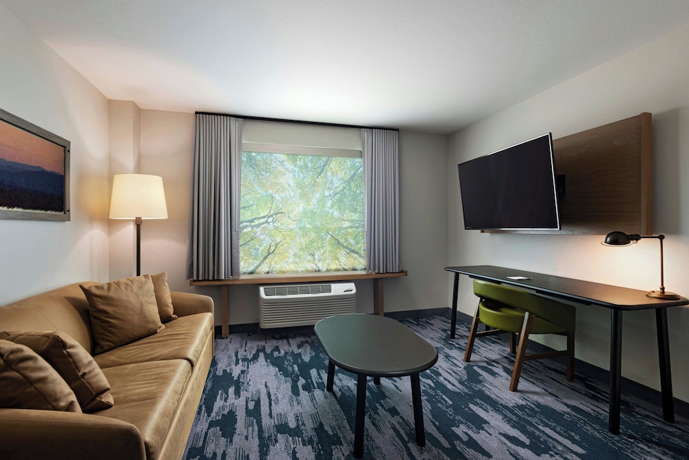 Fairfield Inn & Suites by Marriott Lincoln Crete 30/50