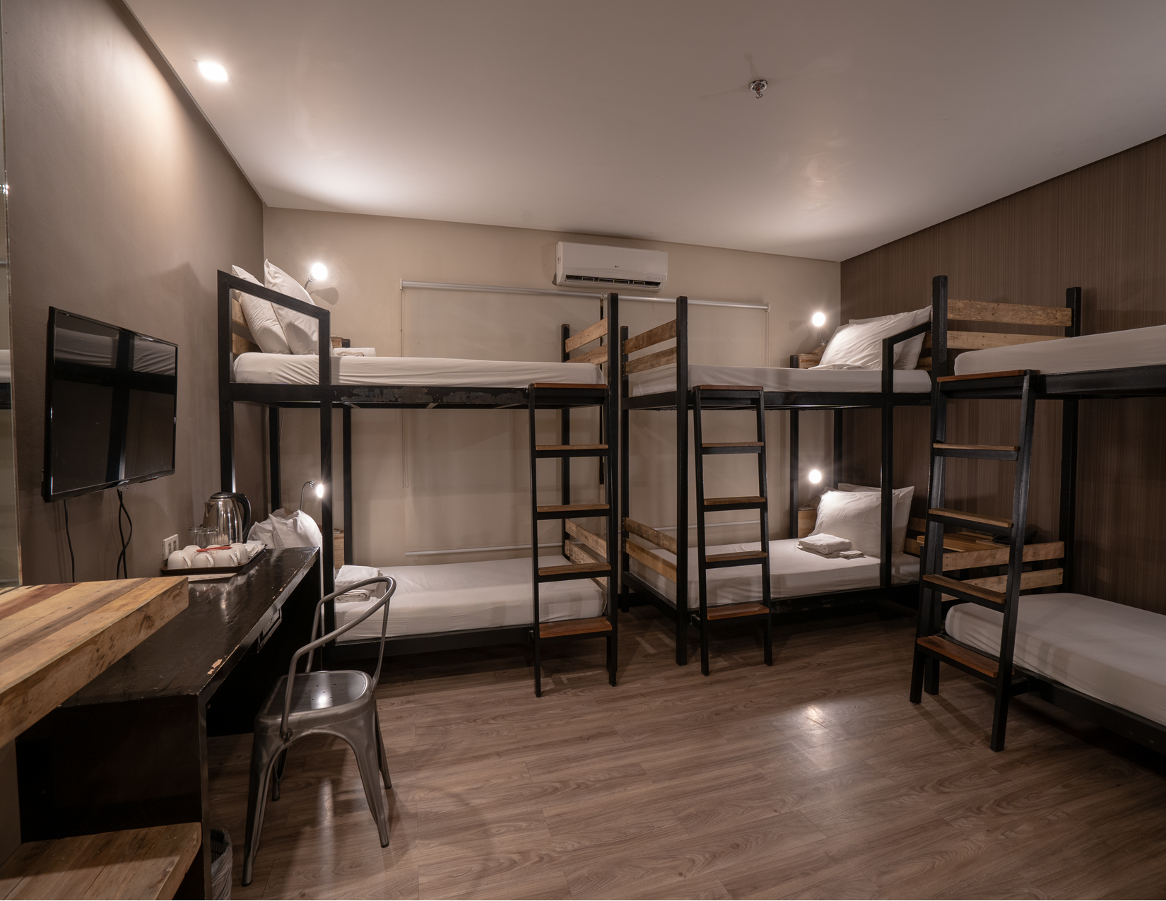 Type A, Family, 3 Bunk Beds